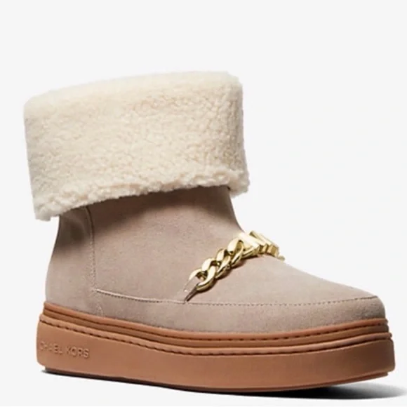 Michael Kors Beige Suede Boots with Cream Fur - Picture 2 of 3